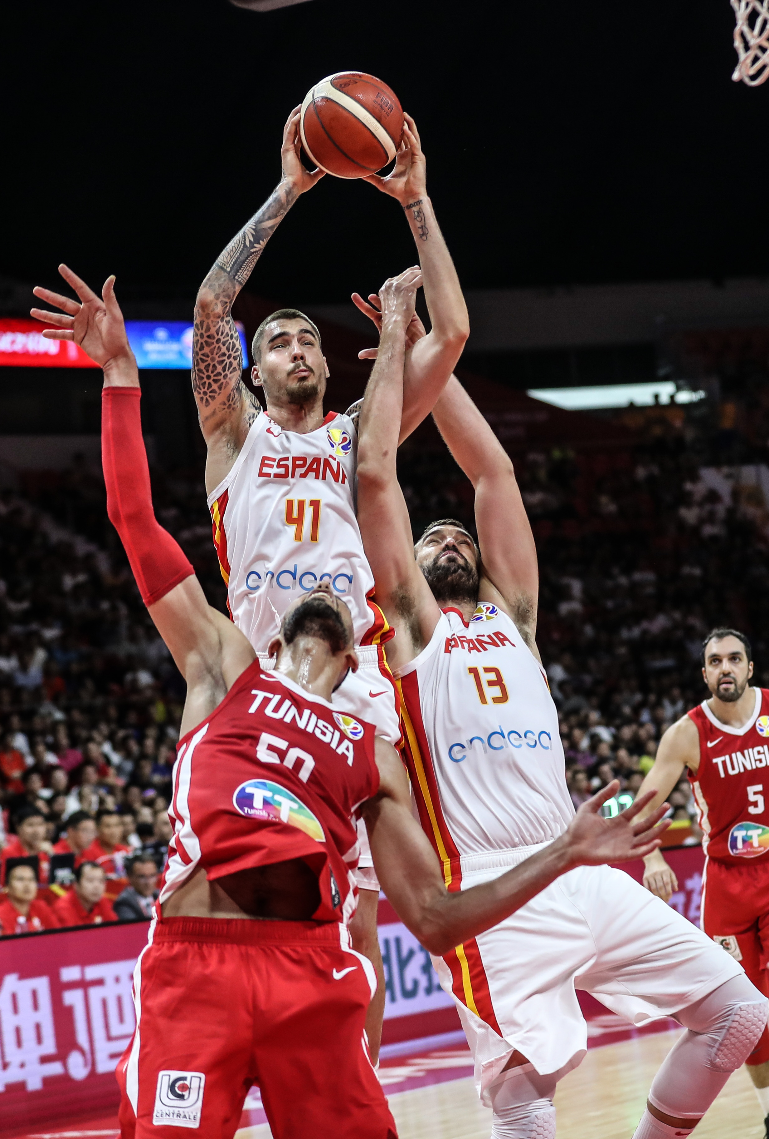 开云-突尼斯队锁定胜局,晋级名副其实是什么